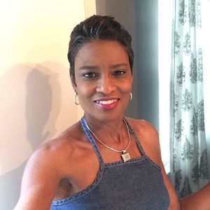 Meet your Posher, Latisha